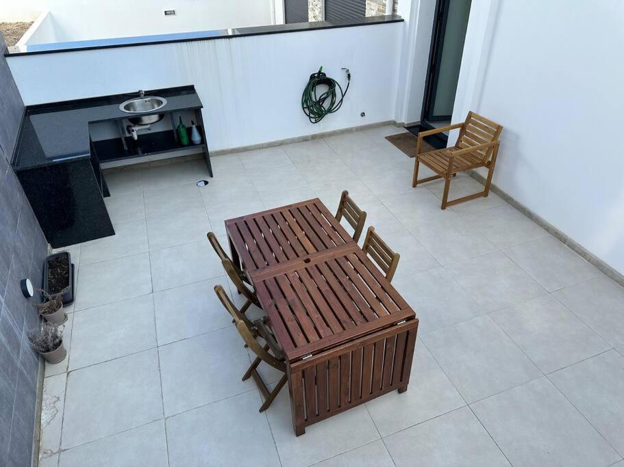 Beach, Ocean View & Bright House Ericeira Extérieur photo