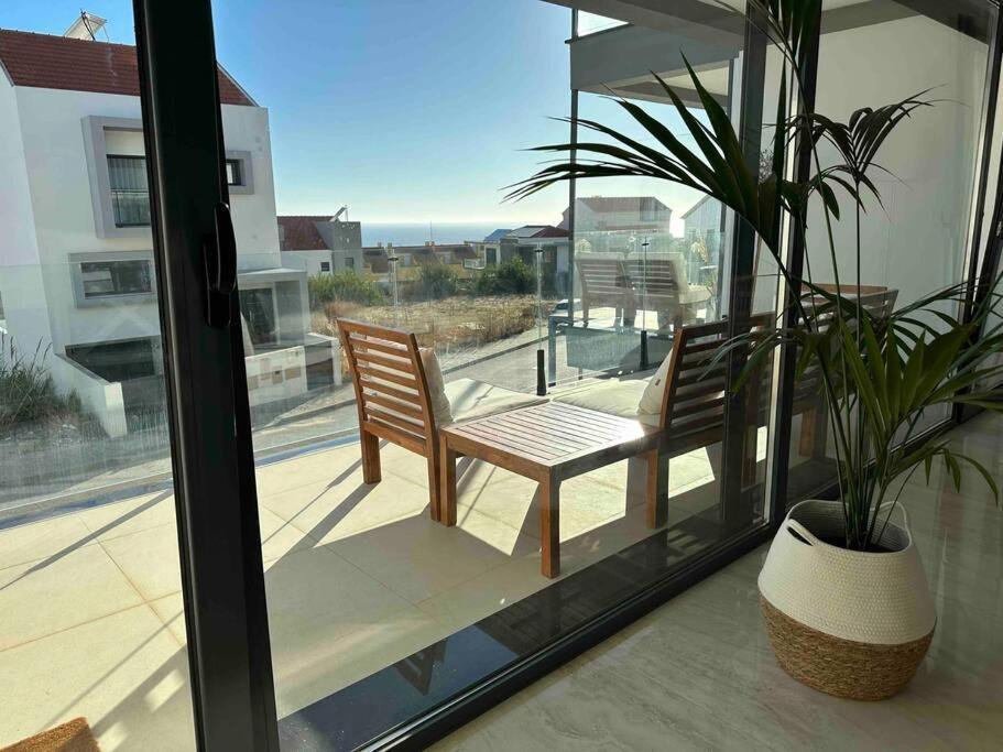 Beach, Ocean View & Bright House Ericeira Extérieur photo
