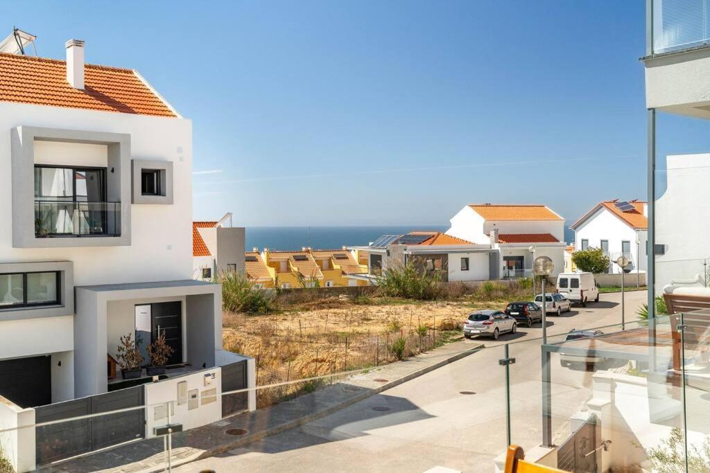 Beach, Ocean View & Bright House Ericeira Extérieur photo