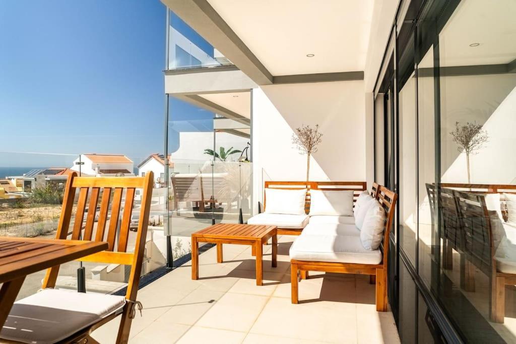 Beach, Ocean View & Bright House Ericeira Extérieur photo