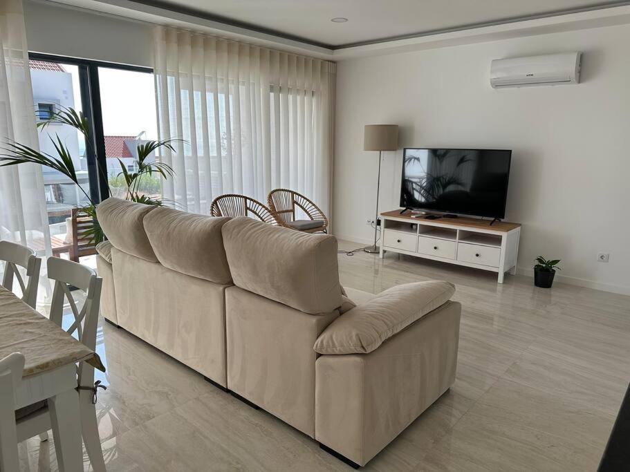 Beach, Ocean View & Bright House Ericeira Extérieur photo