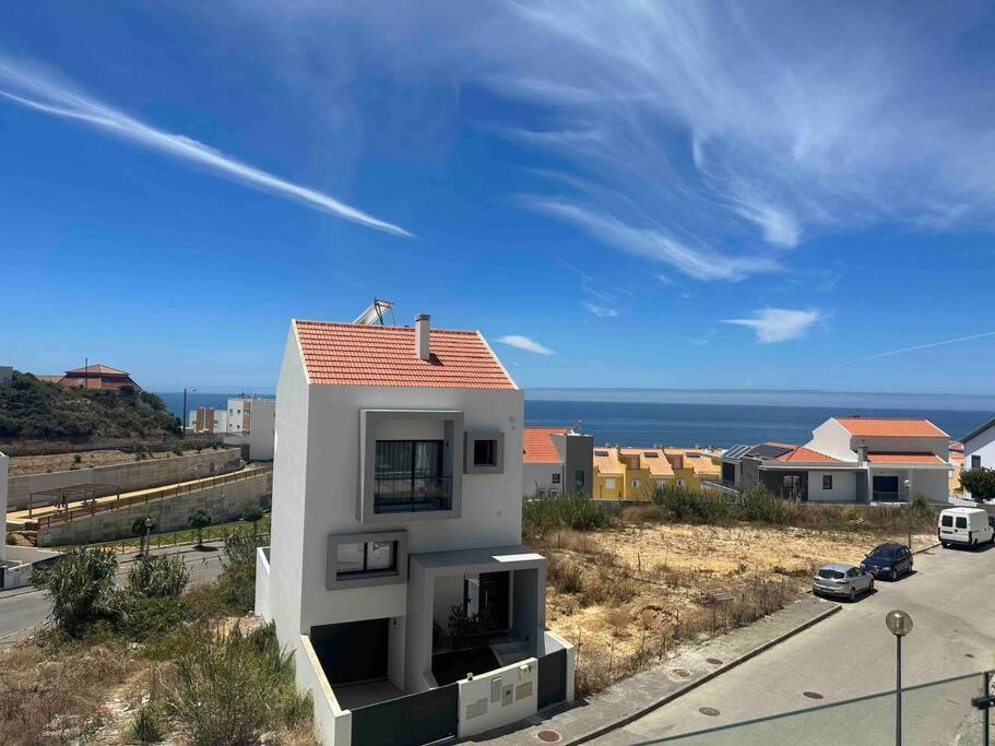 Beach, Ocean View & Bright House Ericeira Extérieur photo
